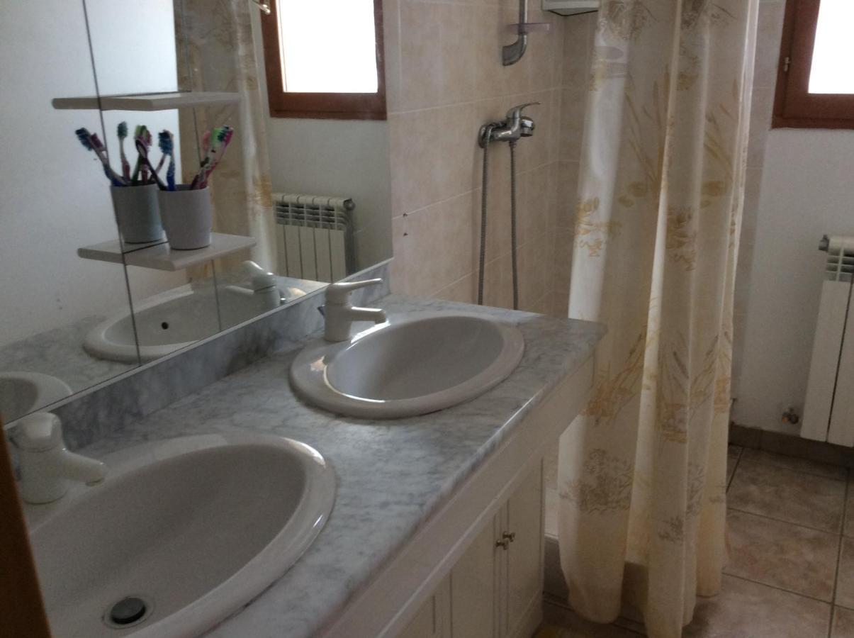 Chambre D'Hote Les Carlines Арв'є Екстер'єр фото
