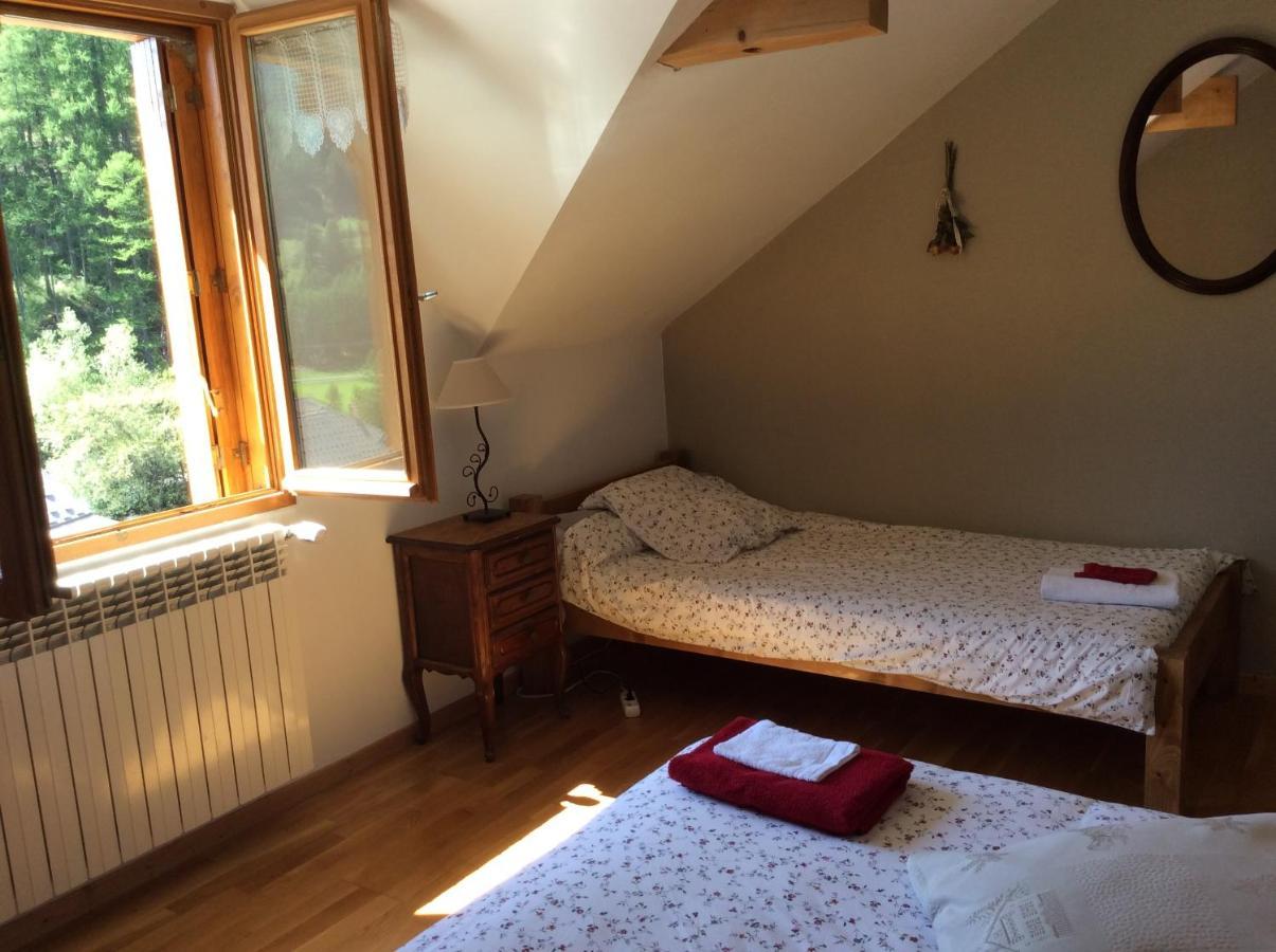 Chambre D'Hote Les Carlines Арв'є Екстер'єр фото